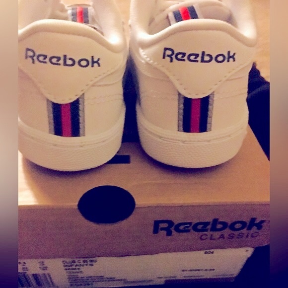 Reebok (Toddler) - Picture 2 of 7